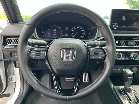 Used 2023 Honda Civic Sport image 15
