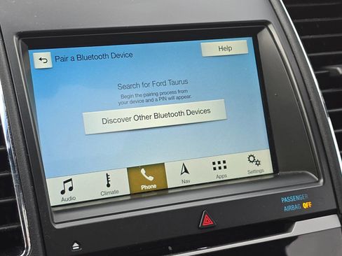 Used 2018 Ford Taurus SHO image 15