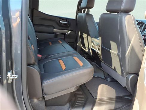 Used 2021 GMC Sierra 1500 AT4 w/ AT4 Value Package image 17