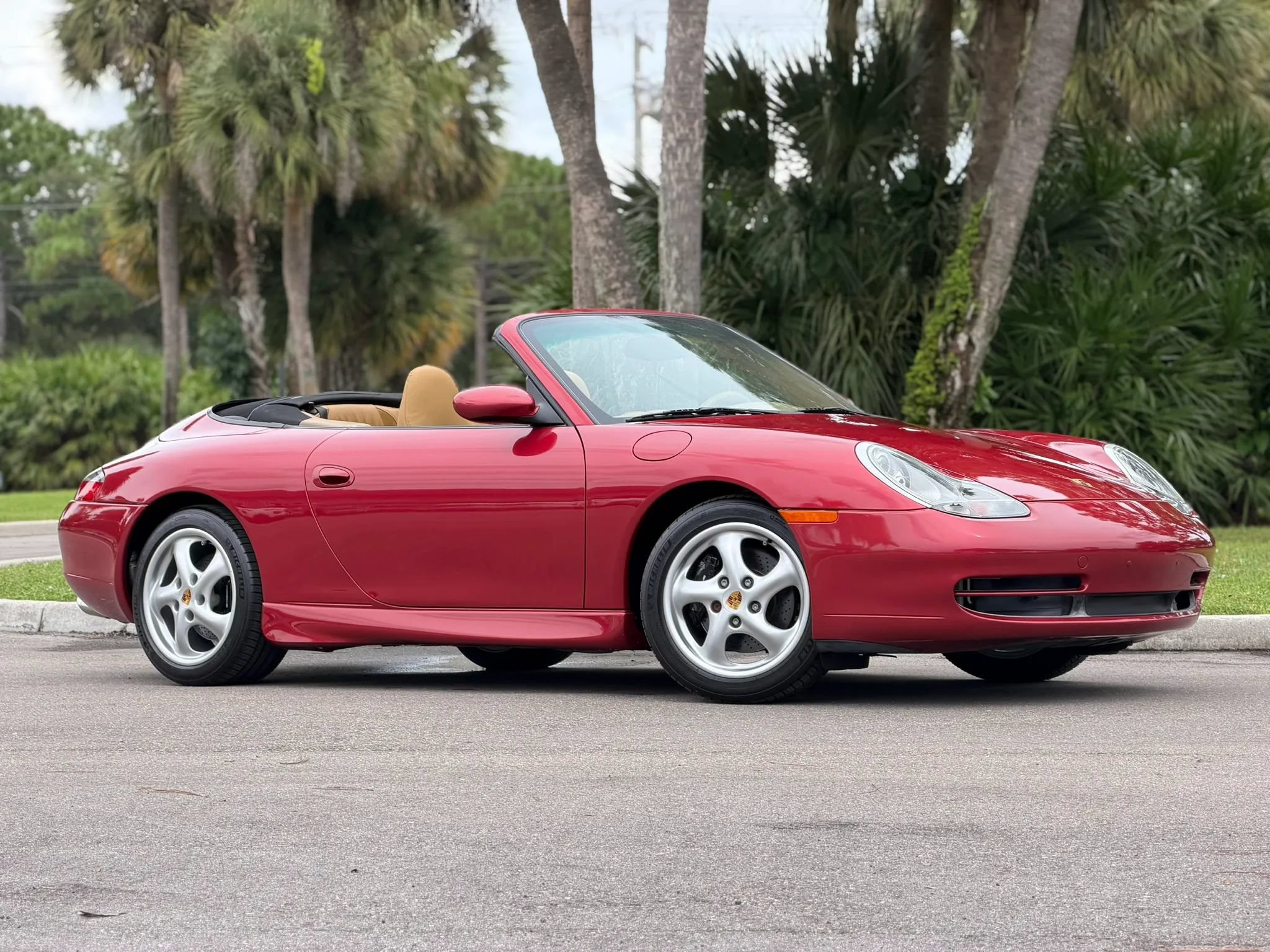 Used 2001 Porsche 911 Cabriolet image 99