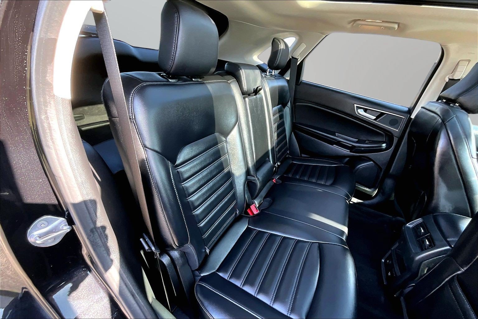 Used 2024 Ford Edge SEL w/ Convenience Package AWD/4WD image 17