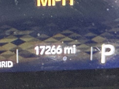 Used 2024 Jeep Wrangler Unlimited Sahara w/ Dual Top Group image 33