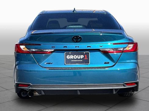 Used 2026 Toyota Camry SE w/ Convenience Package image 5