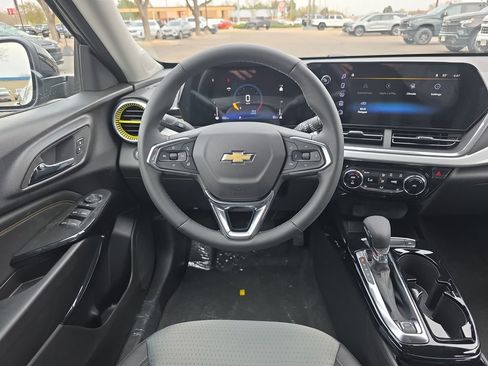 New 2026 Chevrolet Trax LT w/ Driver Confidence Package image 13