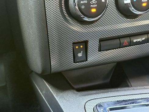 Used 2013 Dodge Challenger R/T Plus image 21