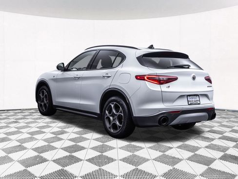 Used 2022 Alfa Romeo Stelvio Ti AWD/4WD image 9