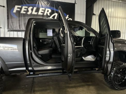 Used 2017 RAM 2500 Laramie w/ Sport Appearance Group AWD/4WD image 12