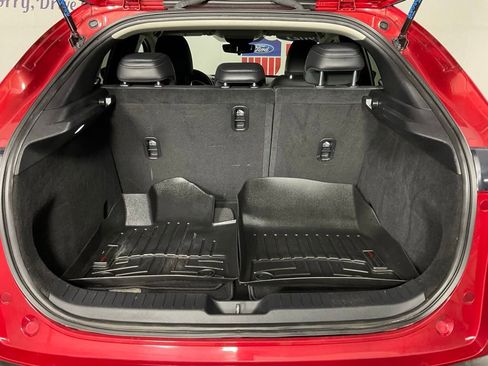 Used 2021 MAZDA CX-30 FWD 2.5 S w/ Select Package image 11