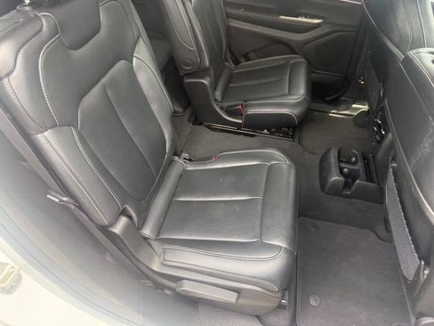 Used 2023 Jeep Grand Cherokee L Limited AWD/4WD image 52