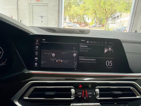 Used 2021 BMW X5 M50i w/ Executive Package AWD/4WD image 35