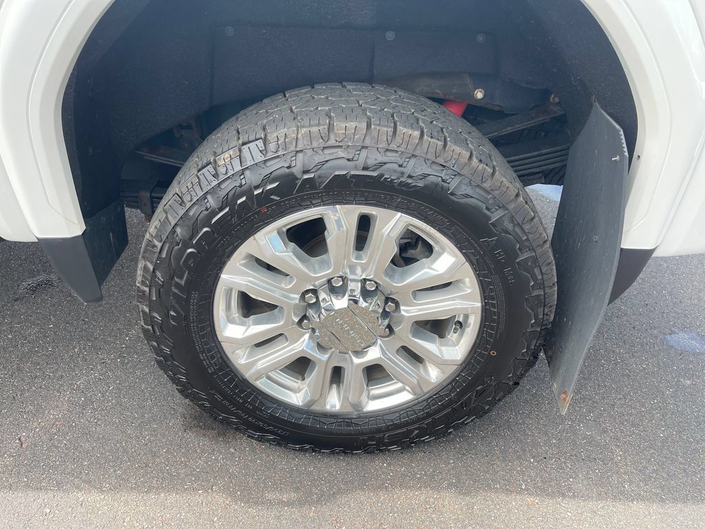 Used 2020 GMC Sierra 3500 Denali w/ Denali Ultimate Package AWD/4WD image 10