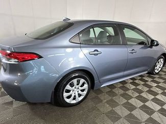 Used 2021 Toyota Corolla LE w/ Carpet Mat Package (TMS) FWD video 2