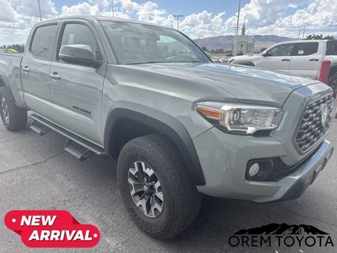 Used 2023 Toyota Tacoma TRD Off-Road w/ Black Out Package (TMS) AWD/4WD image 1