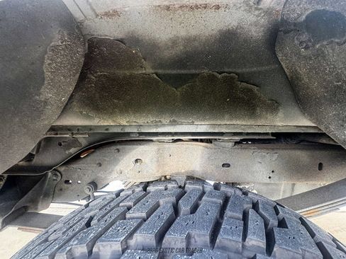 Used 1990 Ford Bronco AWD/4WD image 75