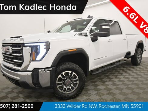 Used 2024 GMC Sierra 3500 SLE image 1