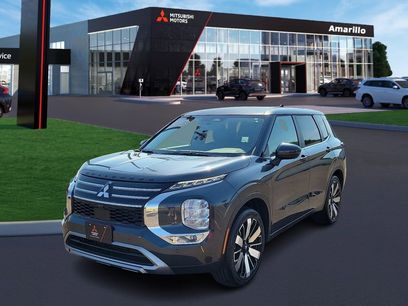 Used 2025 Mitsubishi Outlander SE