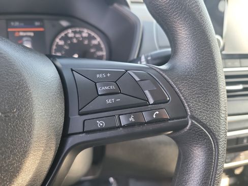 Used 2024 Nissan Altima 2.5 S FWD image 28