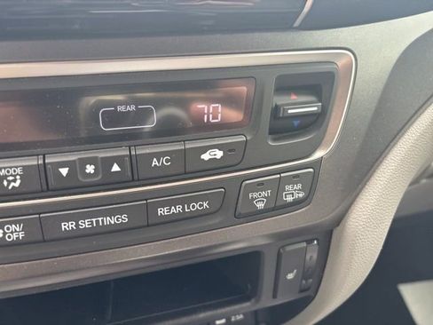 Used 2020 Honda Pilot EX-L image 36