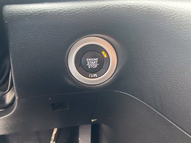 Used 2026 Chrysler Pacifica Select FWD image 37