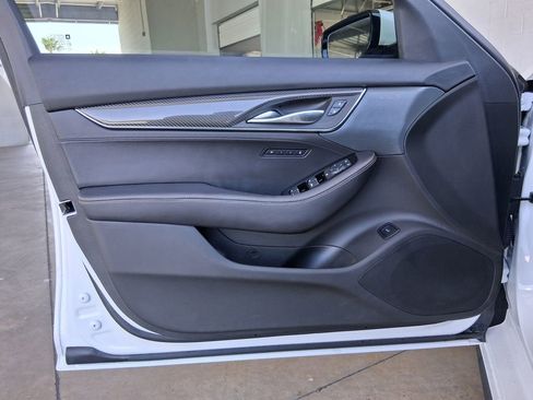 Used 2025 Cadillac CT5 Sport RWD image 18