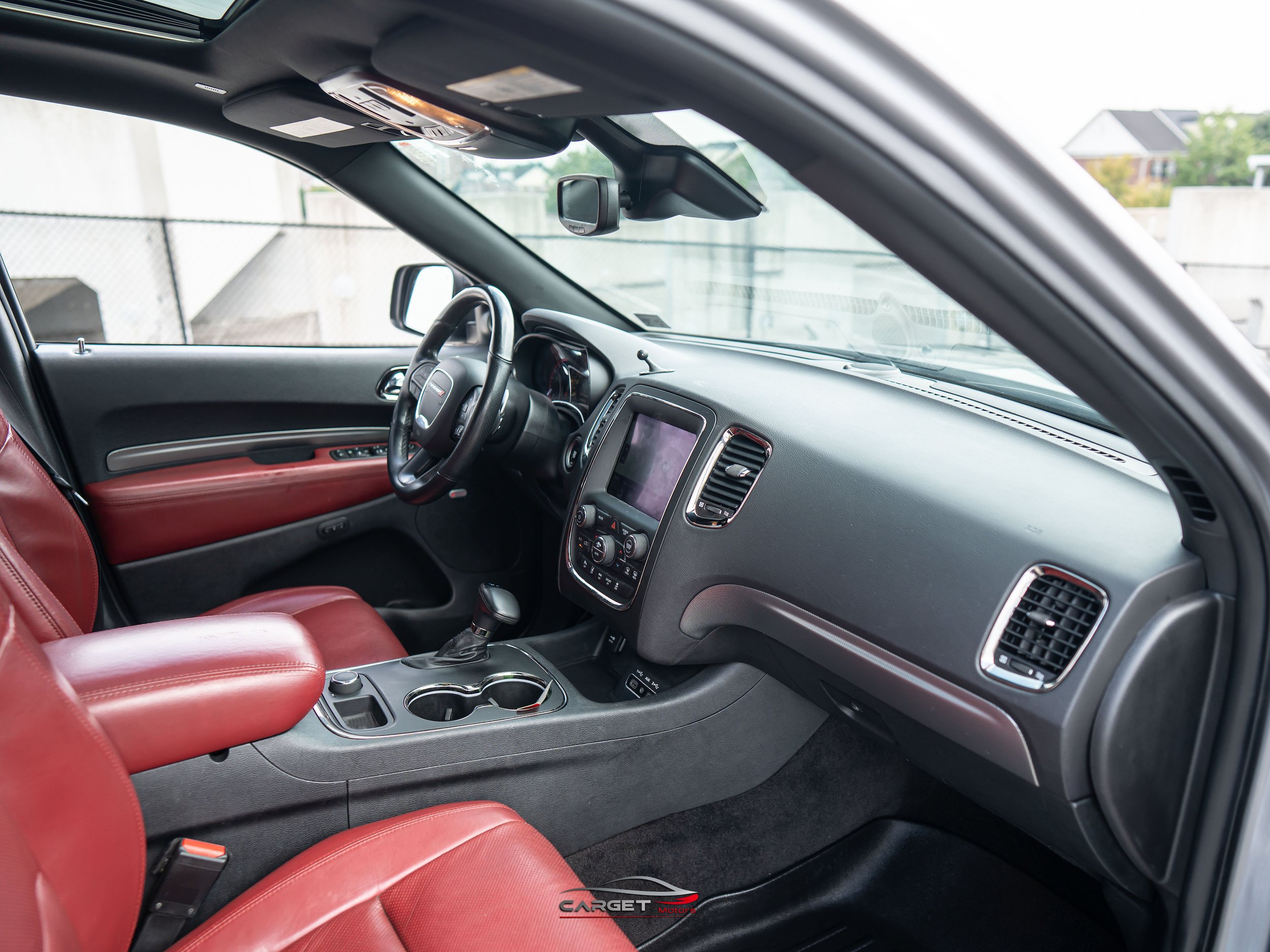 Used 2018 Dodge Durango R/T w/ Technology Group AWD/4WD image 13