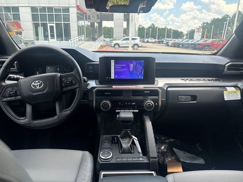 Certified 2026 Toyota Tacoma SR5 RWD image 18