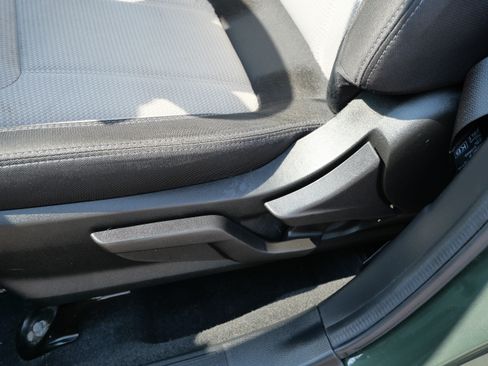 Used 2023 Subaru Forester AWD/4WD image 19