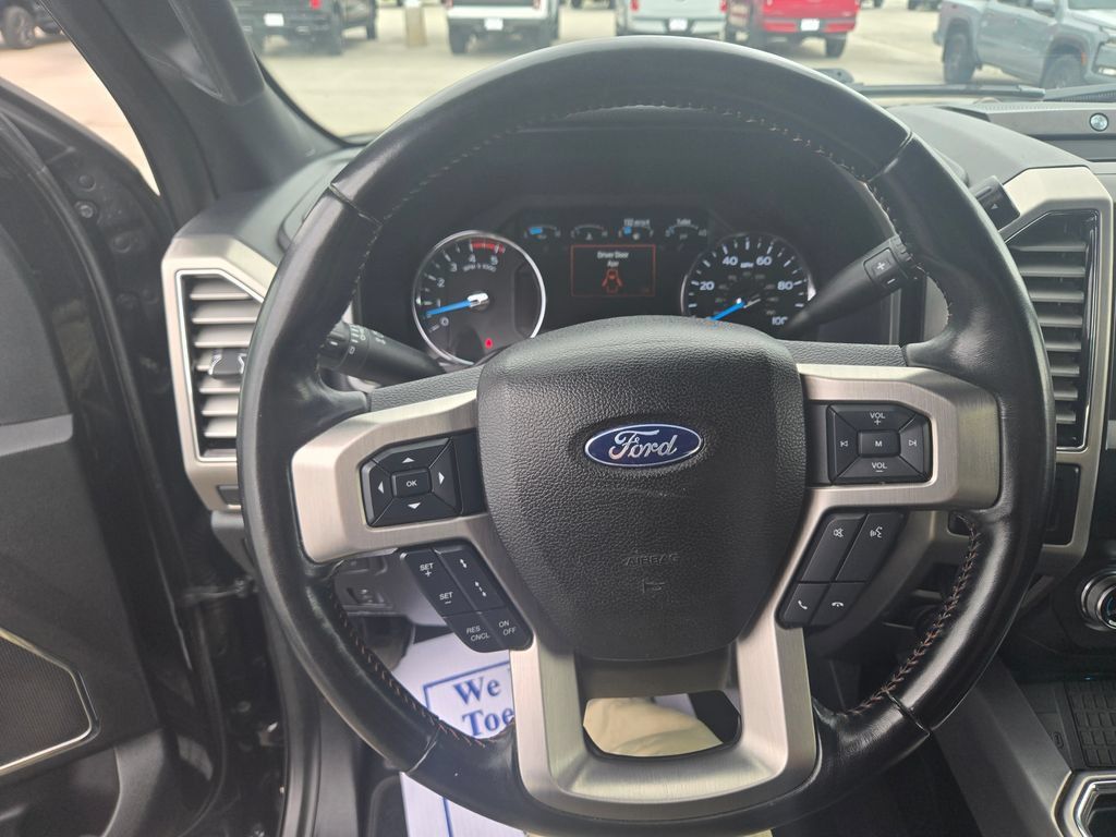 Used 2021 Ford F250 Platinum AWD/4WD image 11