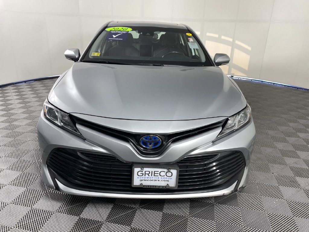 Used 2020 Toyota Camry LE w/ Sunroof Package FWD image 3