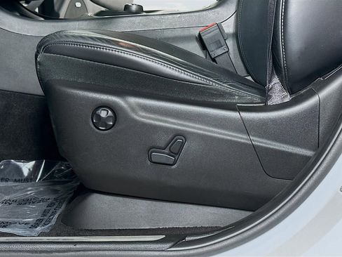 Used 2017 Dodge Durango GT w/ Premium Group image 29