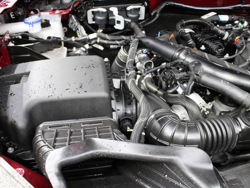 Used 2025 Ford Bronco Badlands AWD/4WD image 36