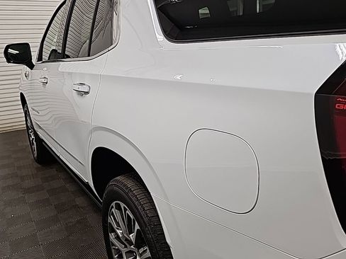 New 2026 GMC Yukon Denali w/ Sun & Power Step Package image 6