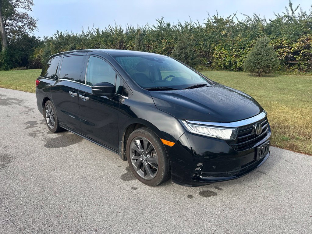 Used 2021 Honda Odyssey Elite image 2