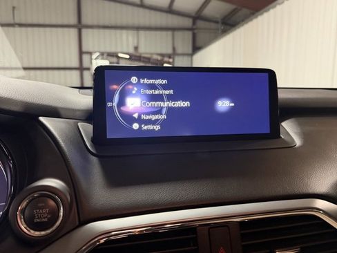 Used 2023 MAZDA CX-9 Touring image 16