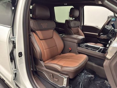 New 2026 Ford F250 King Ranch w/ Chrome Package AWD/4WD image 32