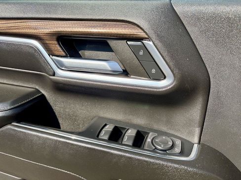 Used 2024 Chevrolet Silverado 2500 LT AWD/4WD image 20