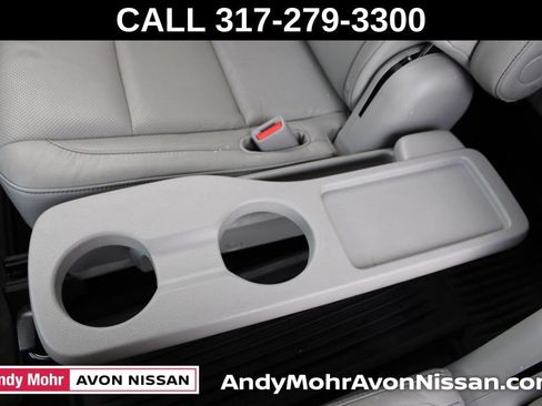 Used 2014 Toyota Highlander Limited AWD/4WD image 28