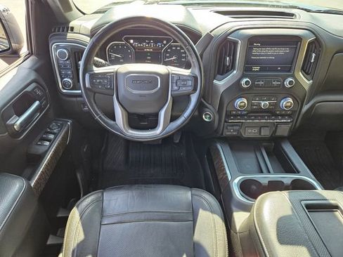 Used 2019 GMC Sierra 1500 Denali w/ Denali Ultimate Package AWD/4WD image 12