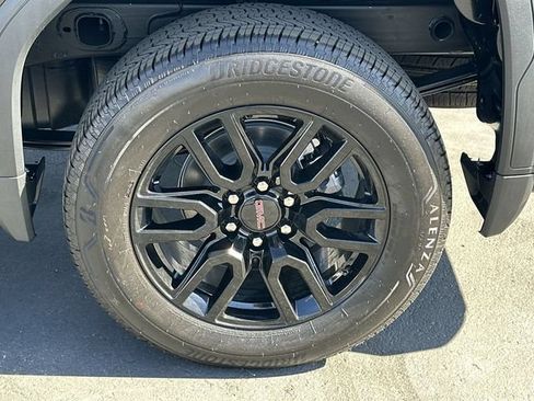 New 2026 GMC Sierra 1500 Elevation AWD/4WD image 33