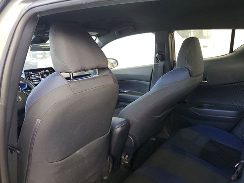 Used 2021 Toyota C-HR XLE image 13