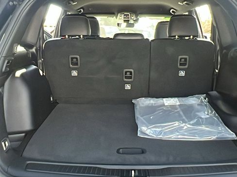 New 2025 Jeep Grand Cherokee Altitude image 12