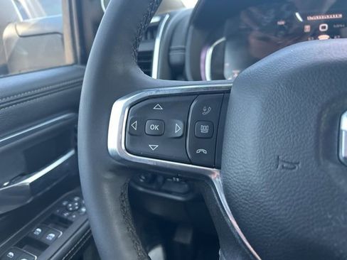 Used 2025 RAM 2500 Laramie AWD/4WD image 21