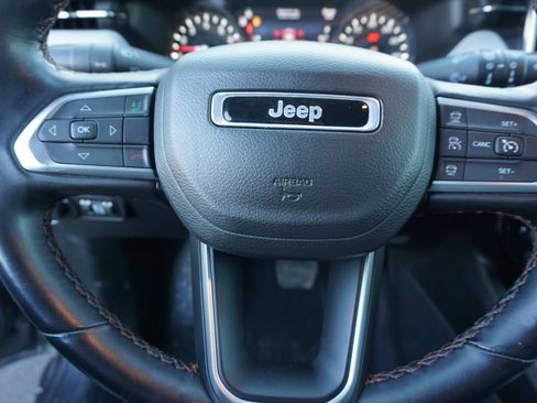 Used 2022 Jeep Compass Limited image 29