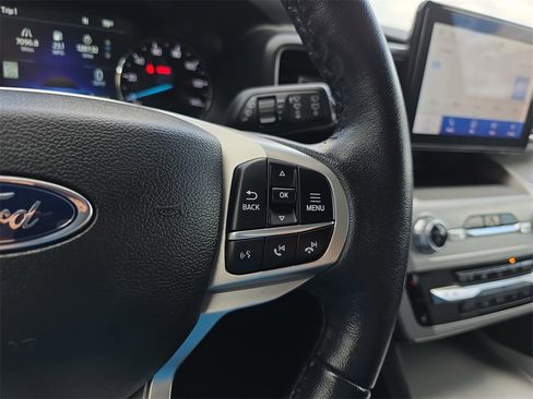 Used 2022 Ford Explorer XLT w/ Equipment Group 202A image 19