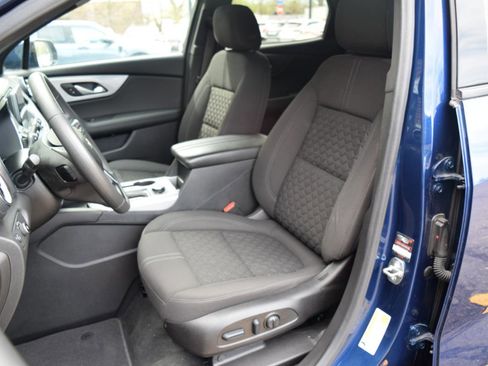 Used 2022 Chevrolet Blazer LT image 34