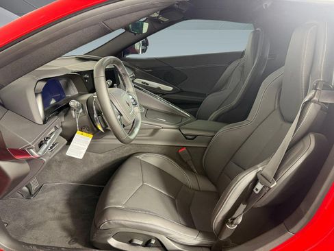 Used 2025 Chevrolet Corvette Z06 RWD image 5