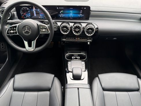 Used 2023 Mercedes-Benz CLA 250 image 12