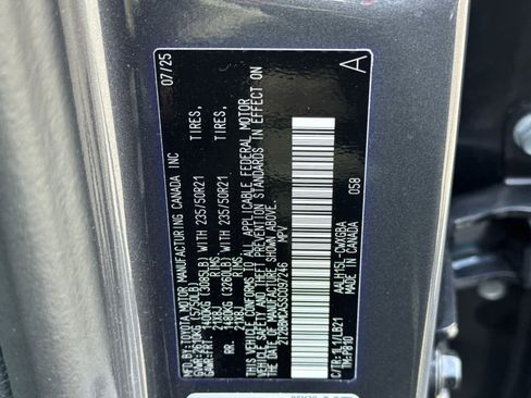 Used 2025 Lexus RX 350 AWD/4WD image 35
