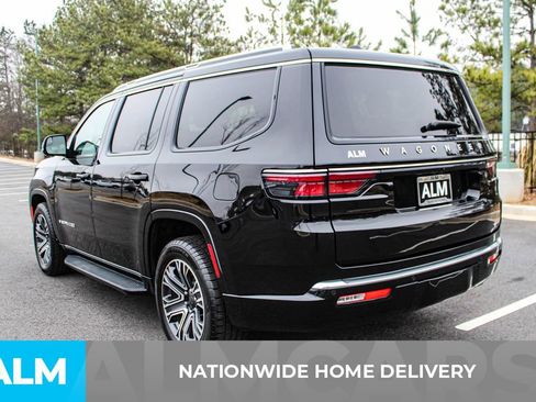 Used 2024 Jeep Wagoneer Series II w/ Flexible Seating Group image 5