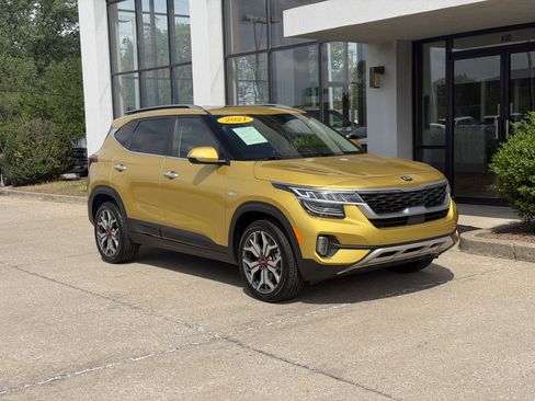 Used 2021 Kia Seltos SX w/ SX Sunroof Package AWD/4WD image 2